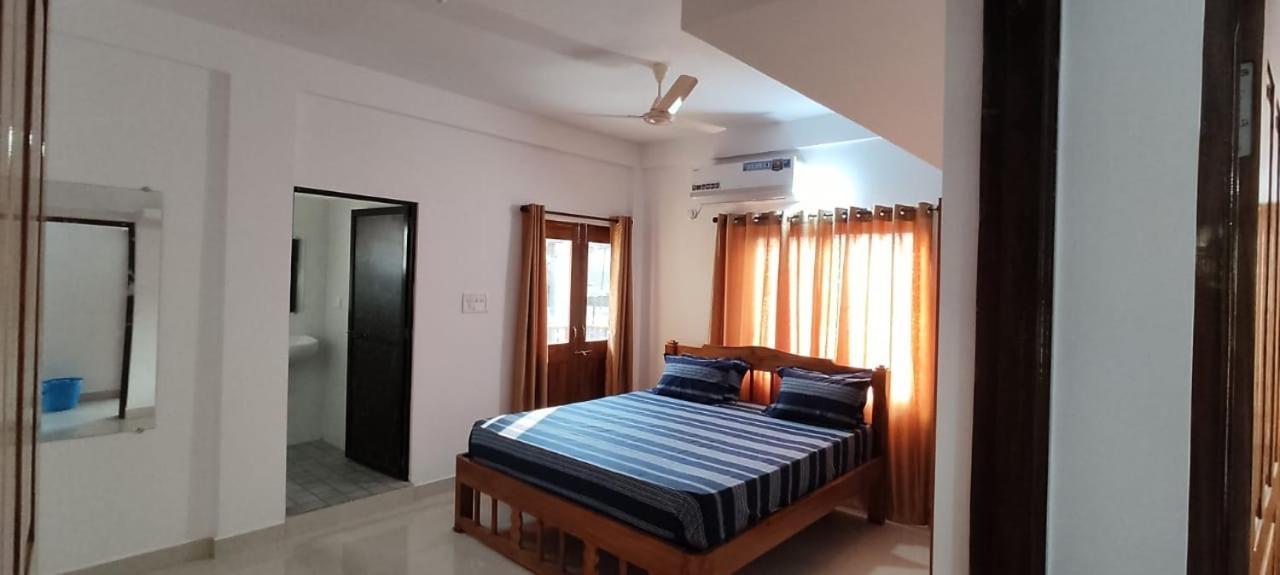Esha Apartment Calangute Luaran gambar
