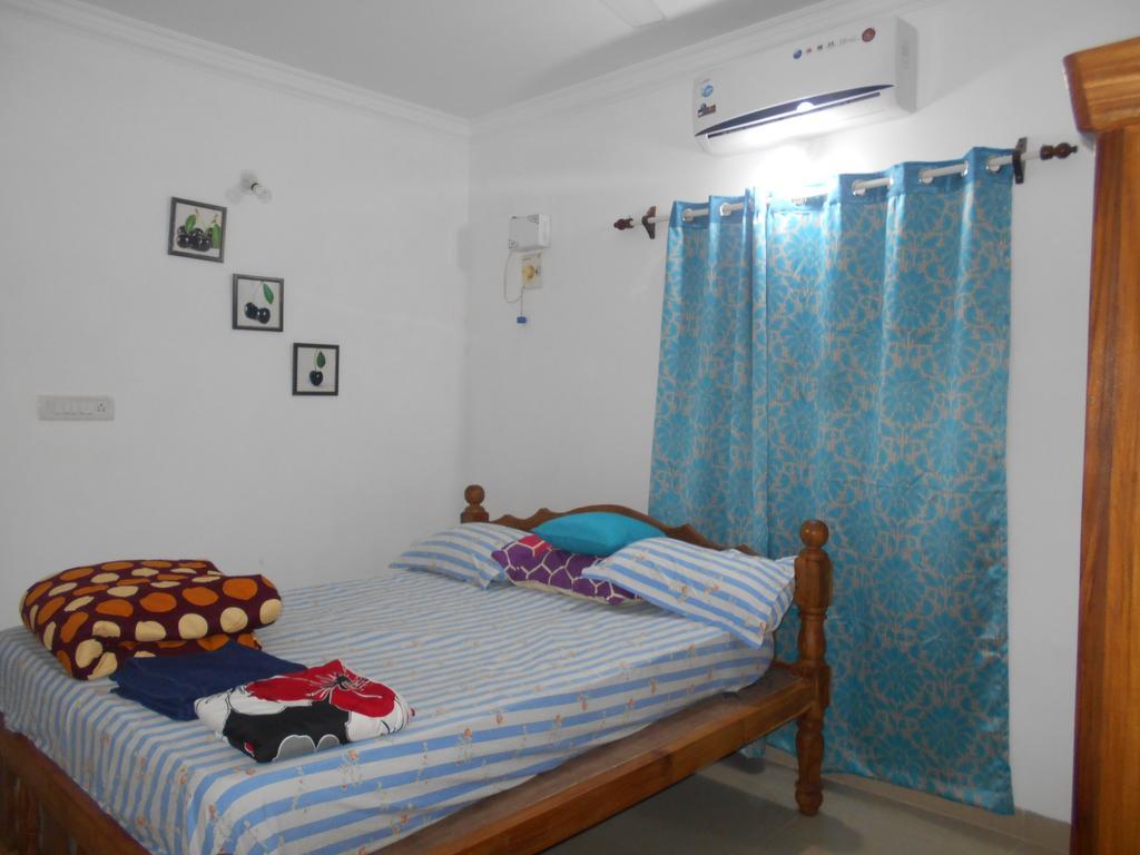 Esha Apartment Calangute Bilik gambar