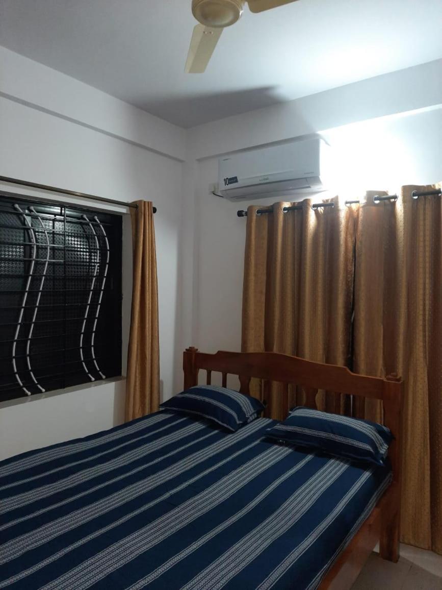 Esha Apartment Calangute Bilik gambar