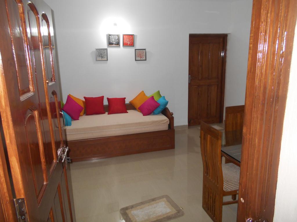 Esha Apartment Calangute Bilik gambar